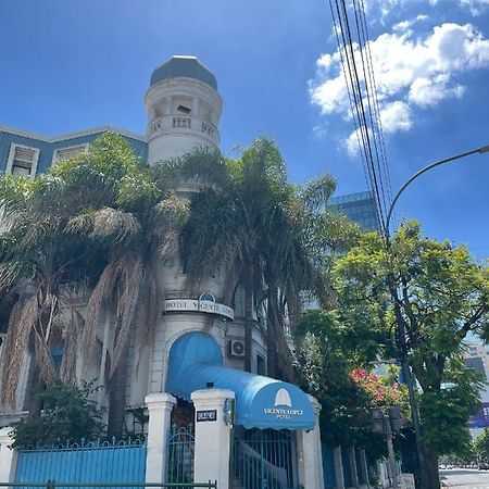 Hotel Vicente López Esterno foto