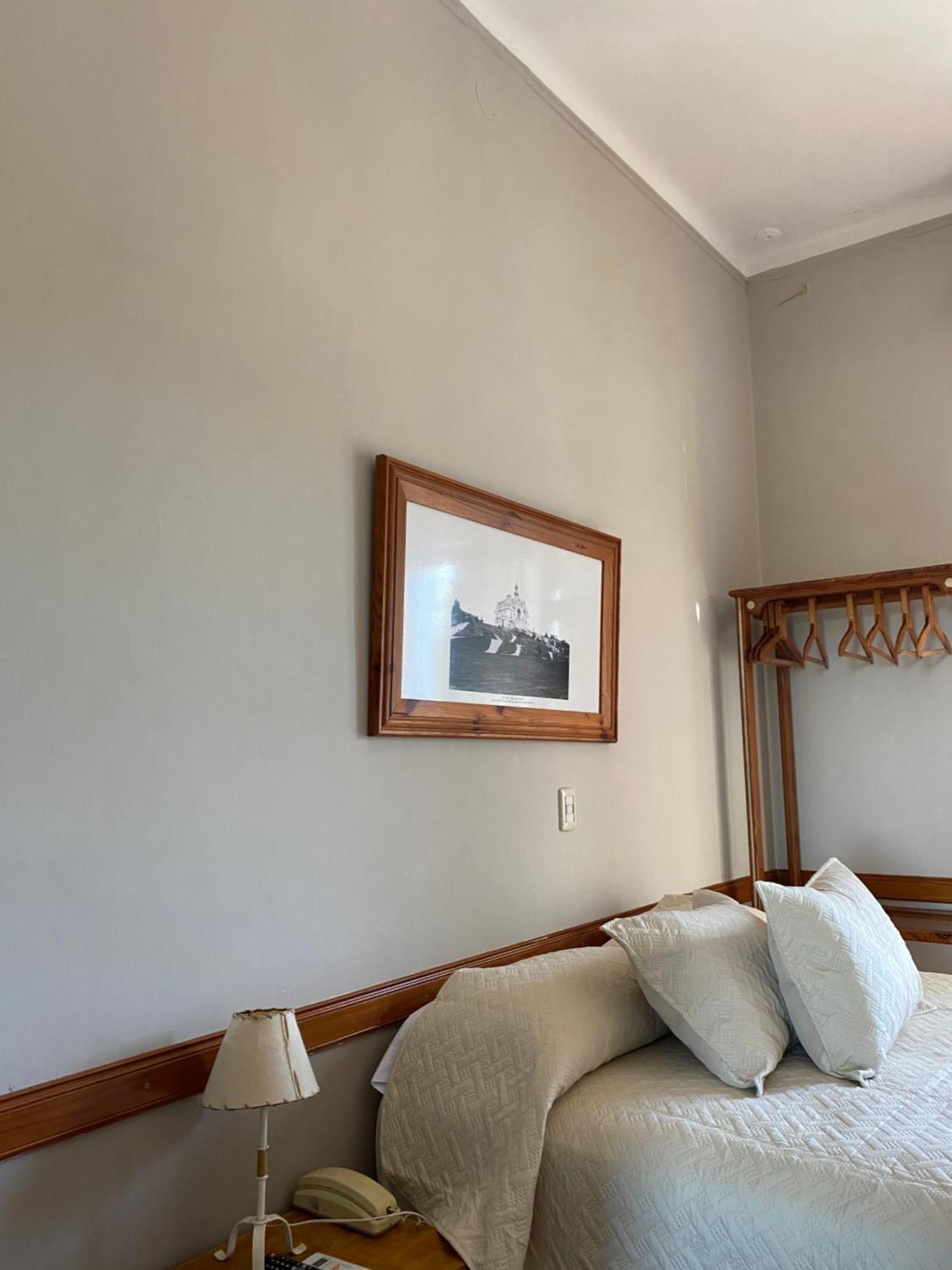 Hotel Vicente López Esterno foto