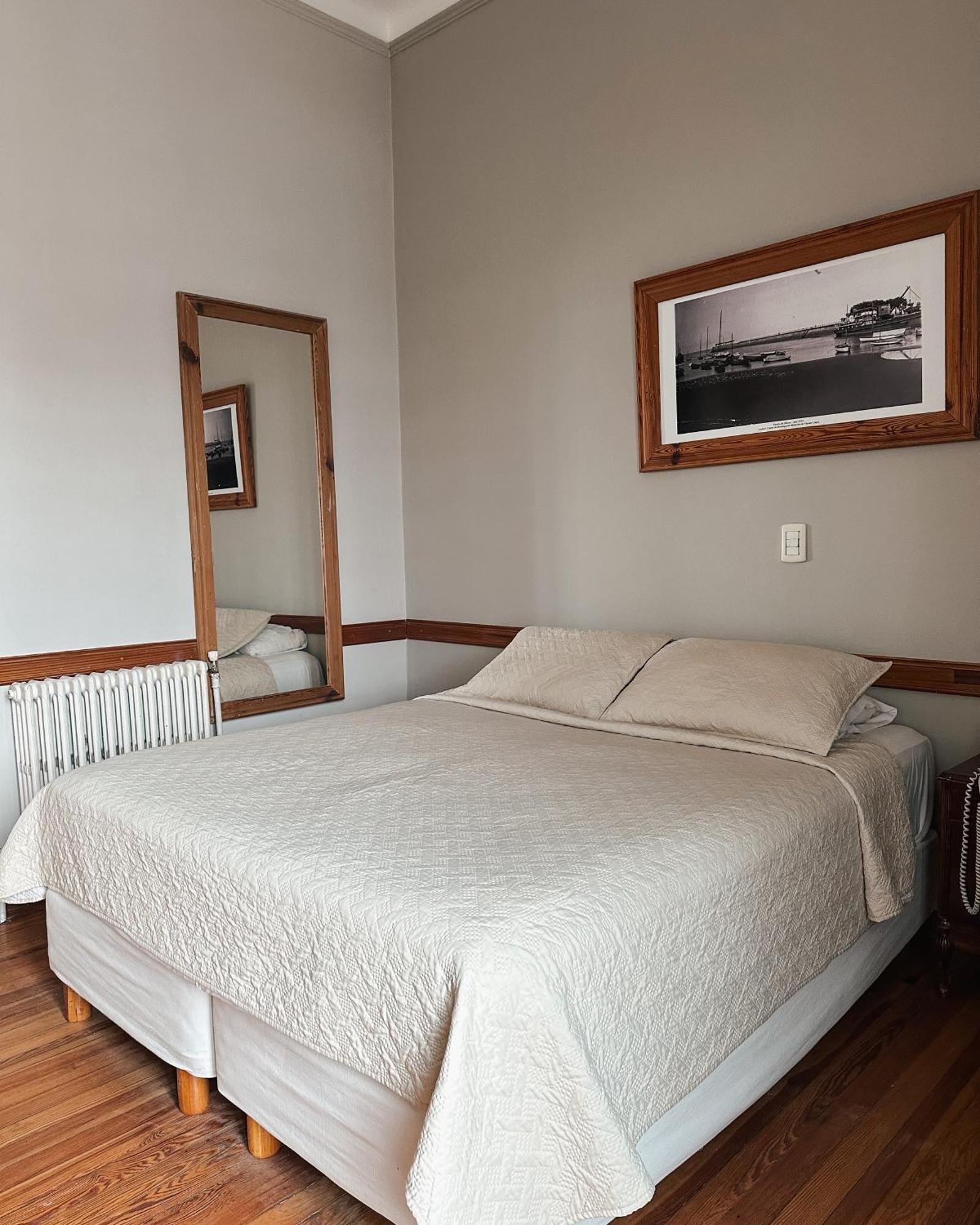 Hotel Vicente López Esterno foto