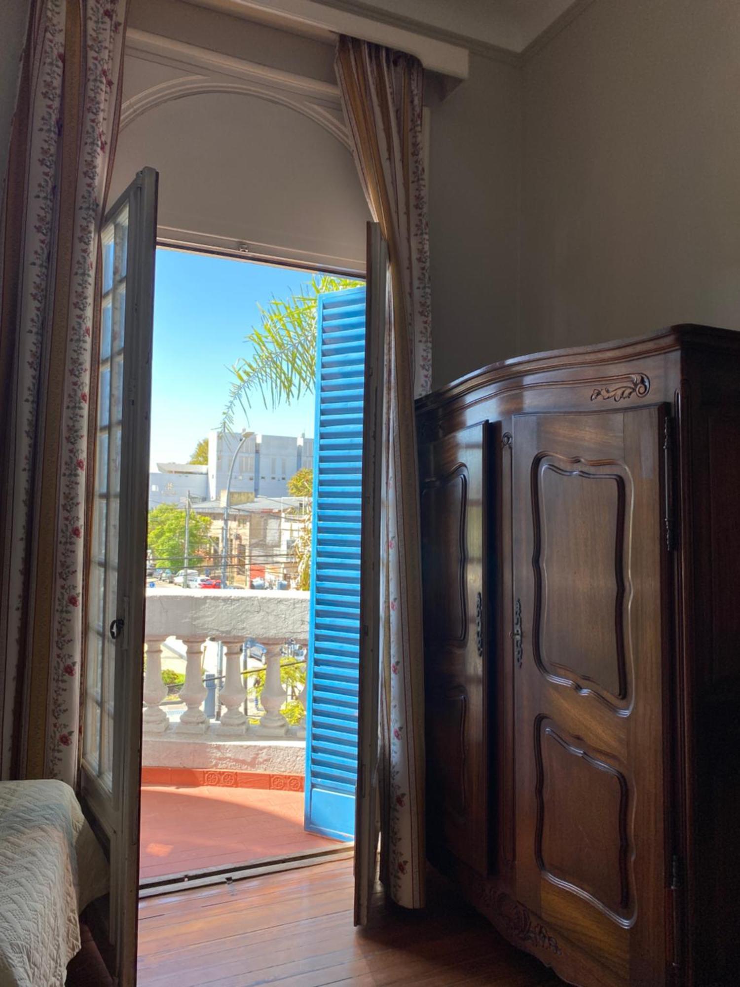 Hotel Vicente López Esterno foto